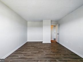 1225 Martha Custis Drive 919, Alexandria VA 22302