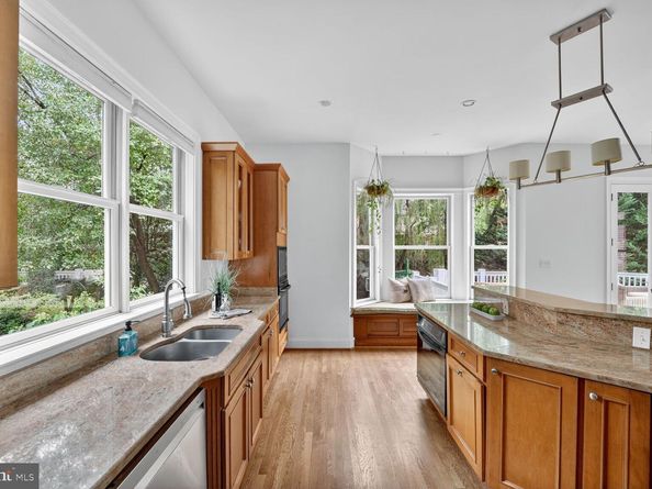 1829 47TH Place NW, Washington DC 20007