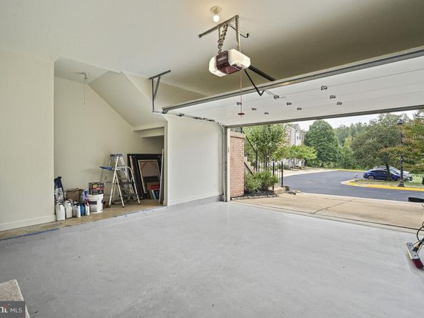 5295 Cozy Glen Lane, Alexandria VA 22312