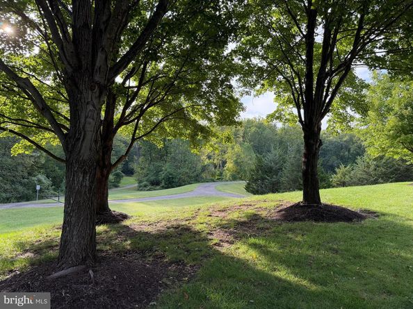 5295 Cozy Glen Lane, Alexandria VA 22312