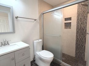 5295 Cozy Glen Lane, Alexandria VA 22312