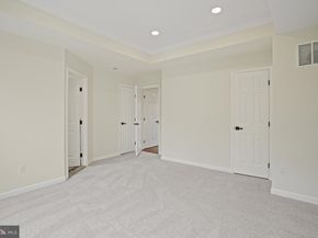 5295 Cozy Glen Lane, Alexandria VA 22312