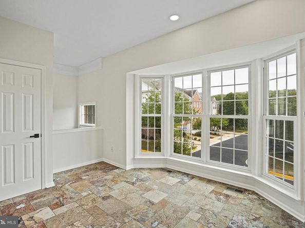 5295 Cozy Glen Lane, Alexandria VA 22312