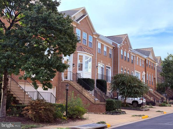 5295 Cozy Glen Lane, Alexandria VA 22312