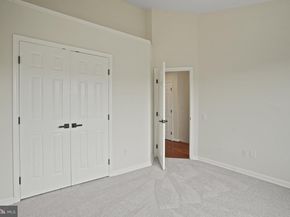 5295 Cozy Glen Lane, Alexandria VA 22312