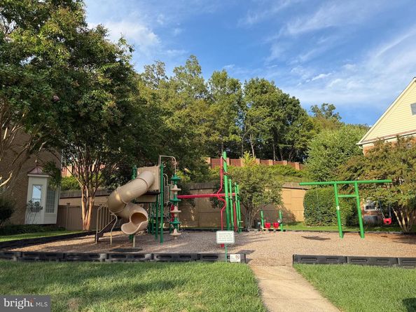 5295 Cozy Glen Lane, Alexandria VA 22312