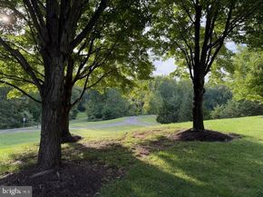 5295 Cozy Glen Lane, Alexandria VA 22312