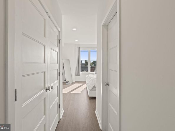 2544 S 2nd Street, Philadelphia PA 19148