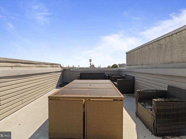 2544 S 2nd Street, Philadelphia PA 19148