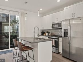 2544 S 2nd Street, Philadelphia PA 19148