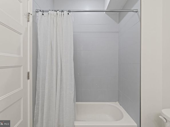 2544 S 2nd Street, Philadelphia PA 19148