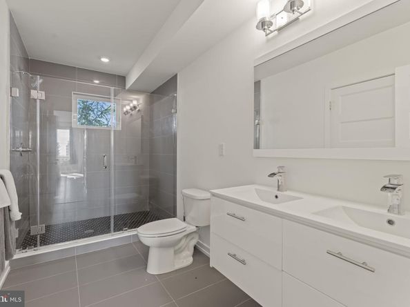 2544 S 2nd Street, Philadelphia PA 19148