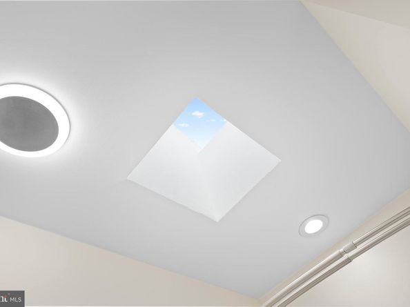 34 N Garfield Street, Arlington VA 22201