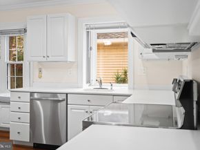 34 N Garfield Street, Arlington VA 22201