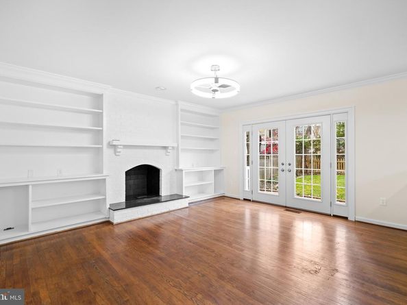 34 N Garfield Street, Arlington VA 22201