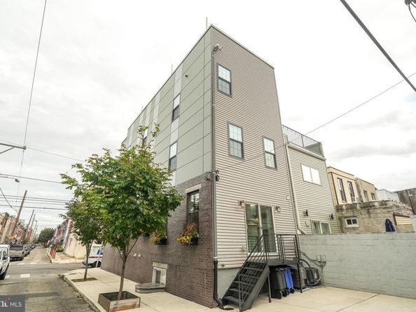 1628 S 21st Street, Philadelphia PA 19145