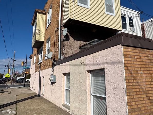 7501 Torresdale Avenue, Philadelphia PA 19136