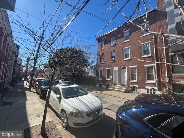 1908 E Arizona Street, Philadelphia PA 19125