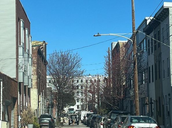 1908 E Arizona Street, Philadelphia PA 19125