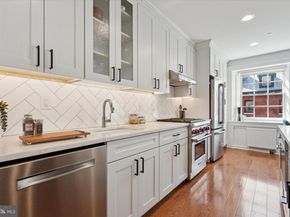 1215 Spruce Street 301, Philadelphia PA 19107