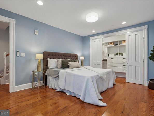 1215 Spruce Street 301, Philadelphia PA 19107