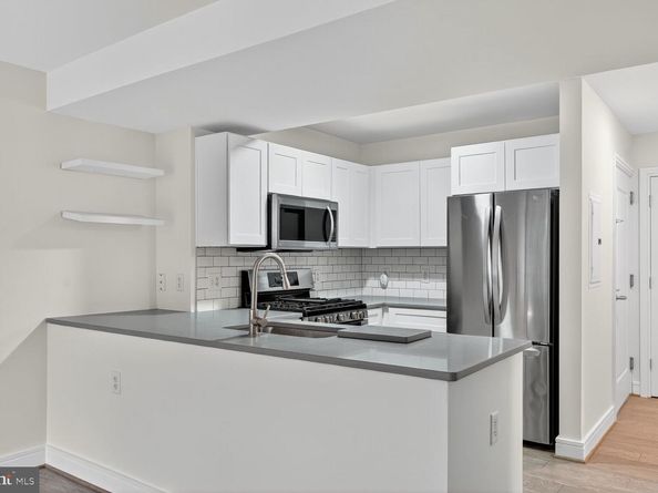 800 4TH Street SW S221, Washington DC 20024