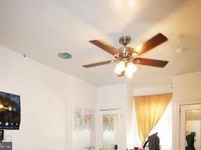 4939 N 9TH Street, Philadelphia PA 19141