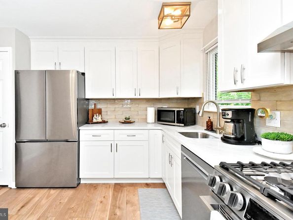 528 Cedarbrook Road, Southampton PA 18966