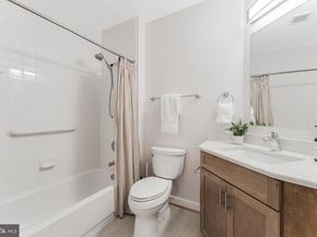 12915 Alton Square 306, Herndon VA 20170