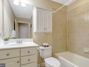 4694 Helen Winter Terrace, Alexandria VA 22312