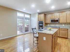 4694 Helen Winter Terrace, Alexandria VA 22312