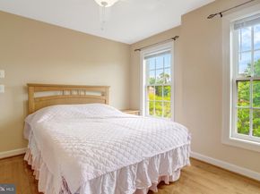 4694 Helen Winter Terrace, Alexandria VA 22312