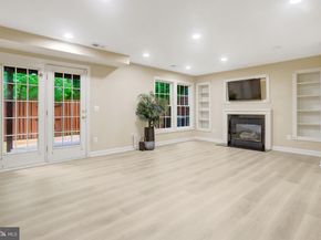 4694 Helen Winter Terrace, Alexandria VA 22312