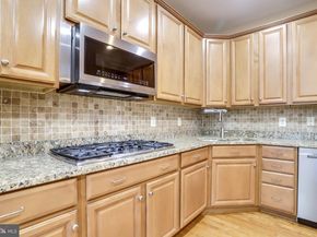 4694 Helen Winter Terrace, Alexandria VA 22312
