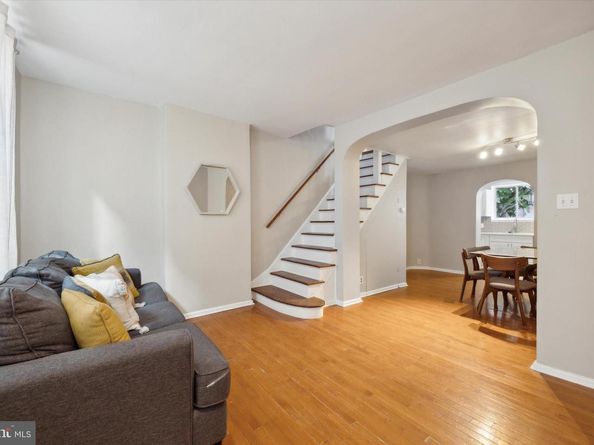 933 League Street, Philadelphia PA 19147