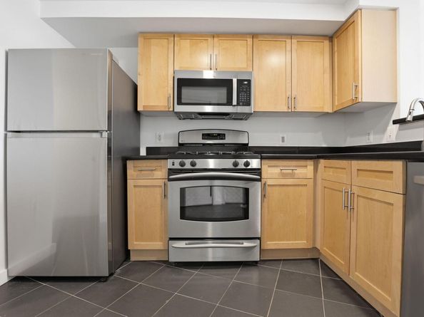 3883 Connecticut Avenue NW 606, Washington DC 20008