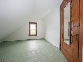 562 Barrett Avenue, Haverford PA 19041