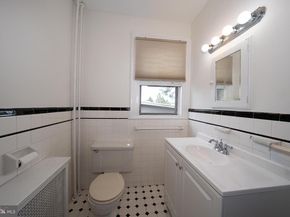 562 Barrett Avenue, Haverford PA 19041