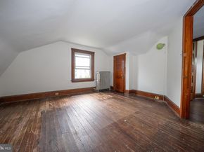 562 Barrett Avenue, Haverford PA 19041