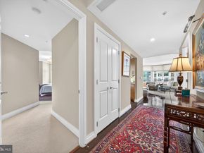 8220 Crestwood Heights Drive 407, Mclean VA 22102