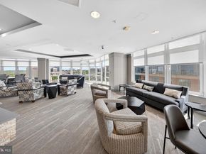 8220 Crestwood Heights Drive 407, Mclean VA 22102