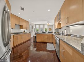 8220 Crestwood Heights Drive 407, Mclean VA 22102