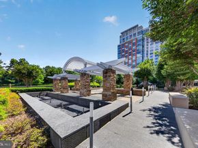 8220 Crestwood Heights Drive 407, Mclean VA 22102