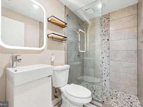 1446 S Taylor Street, Philadelphia PA 19146
