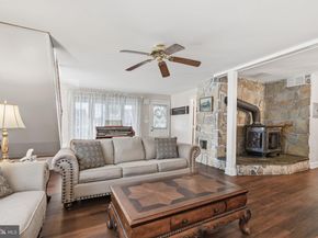 12 Idolstone Road, Levittown PA 19057