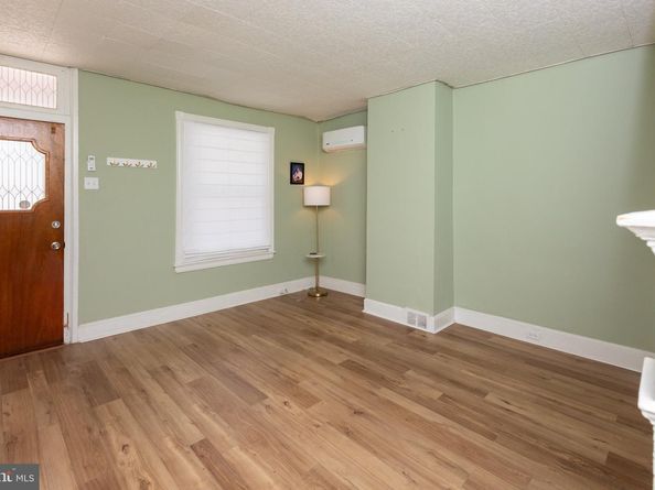 7250 Edmund Street, Philadelphia PA 19135