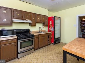 7250 Edmund Street, Philadelphia PA 19135