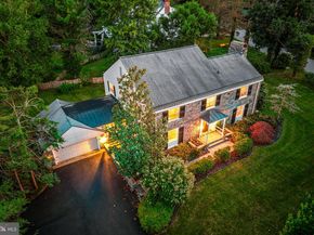 400 Meadowbrook Avenue, Wayne PA 19087