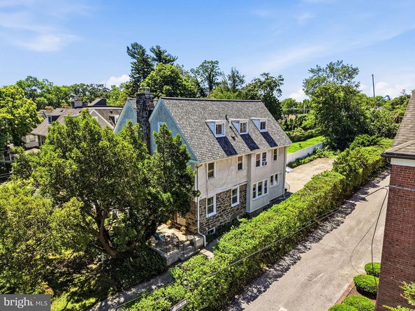 32 W Montgomery Avenue, Ardmore PA 19003