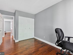 2330 Freetown Court 4/1B, Reston VA 20191